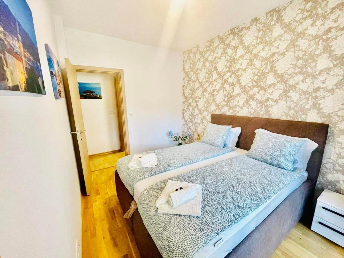 Olive Square Apartment Budva Dış mekan fotoğraf