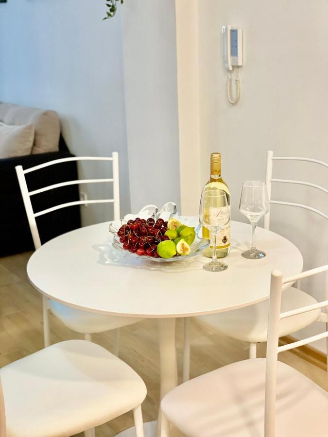 Olive Square Apartment Budva Dış mekan fotoğraf