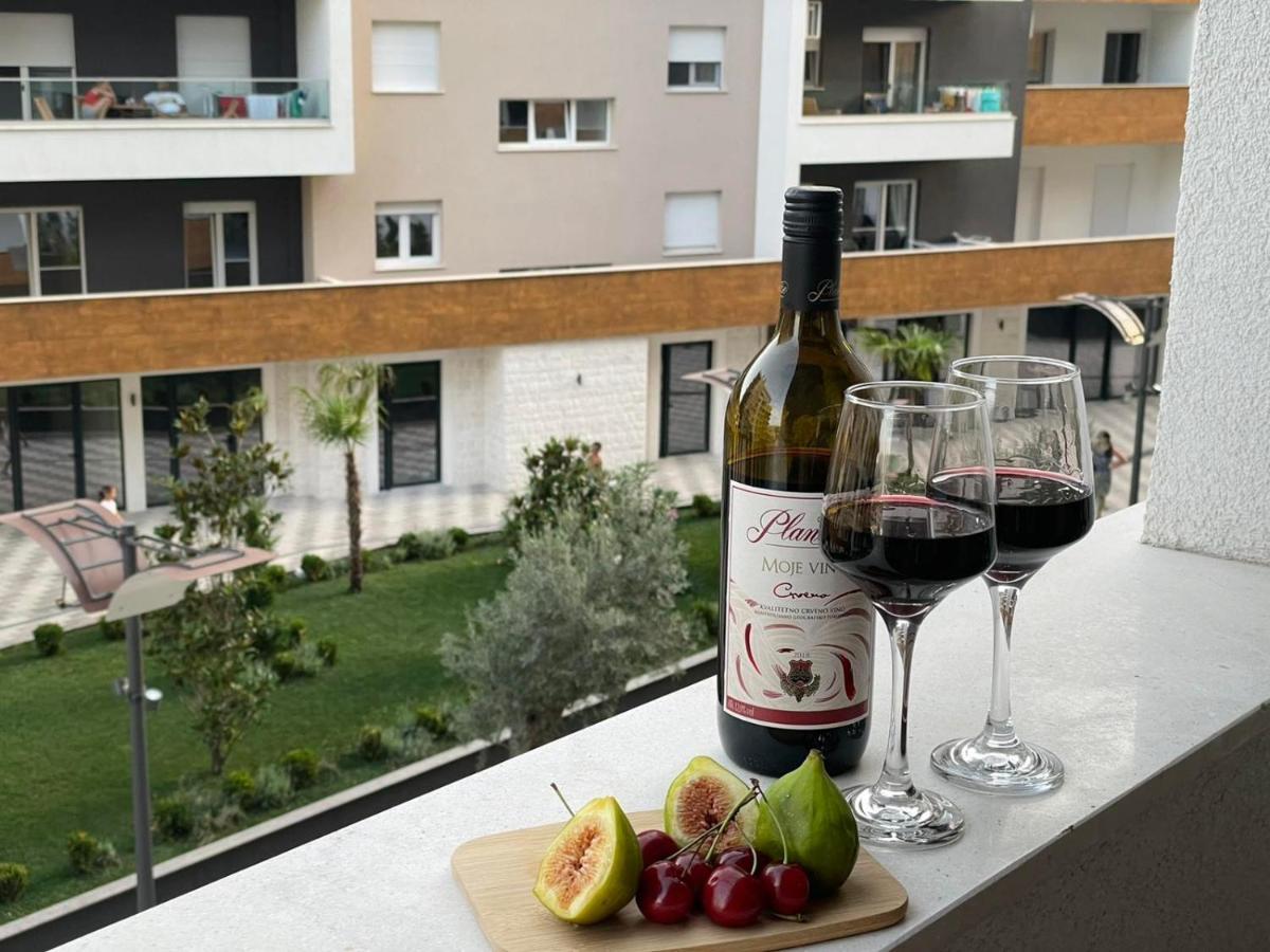 Olive Square Apartment Budva Dış mekan fotoğraf
